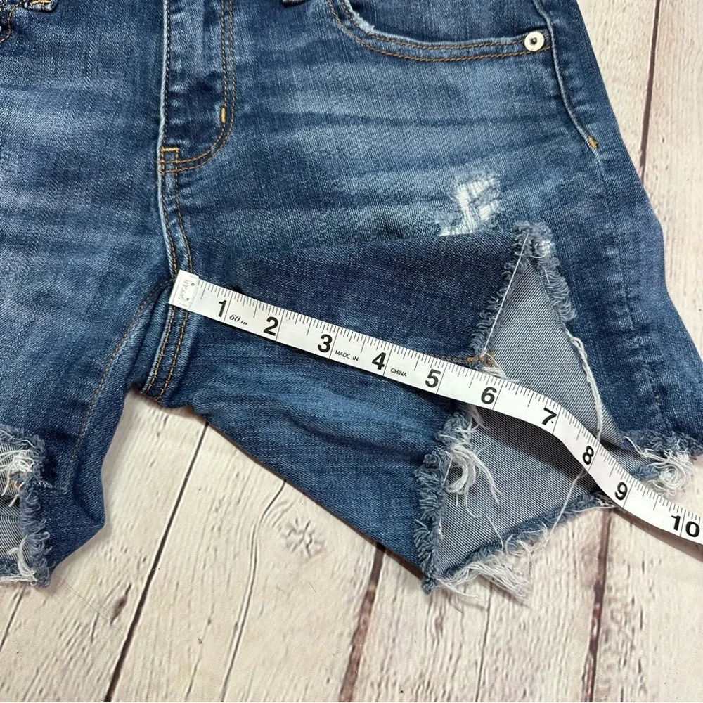 American Eagle Outfitters Women 4 midi Ripped denim Shorts distressed cutoff